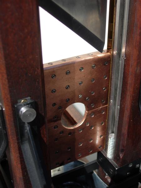 Guillotine model detail