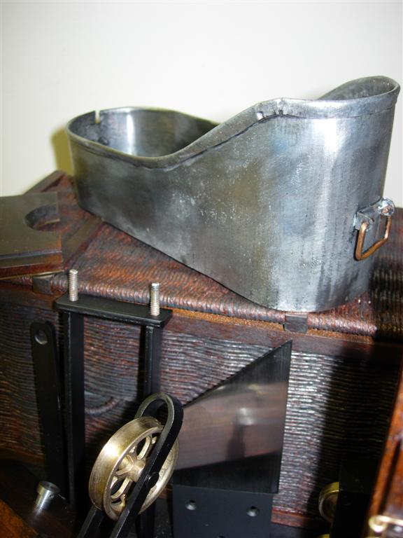 Guillotine model detail
