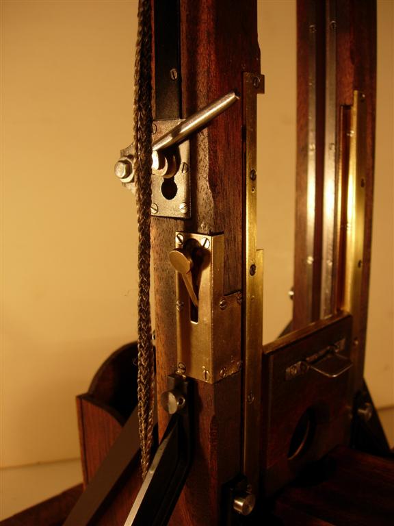 Guillotine model detail