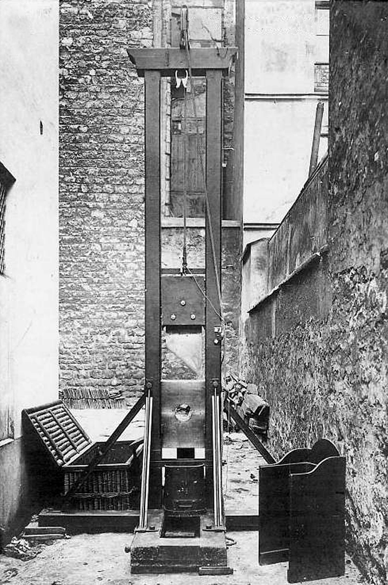 Guillotine 1907